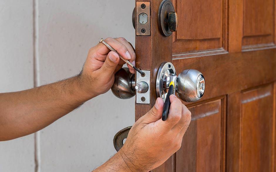 l'artisan professionnel serrure porte blindee Saint-Maurice